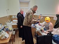 Владики Степан Сус та&nbsp;Андрій Хім&rsquo;як із&nbsp;великодніми привітаннями відвідали поранених військових
