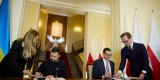 Володимир Зеленський за результатами переговорів із Матеушем Моравецьким у Варшаві: Ми домовилися про те, що дасть українським воїнам більше сили Володимир Зеленський за результатами переговорів із Матеушем Моравецьким у Варшаві: Ми домовилися про те, що дасть українським воїнам більше сили