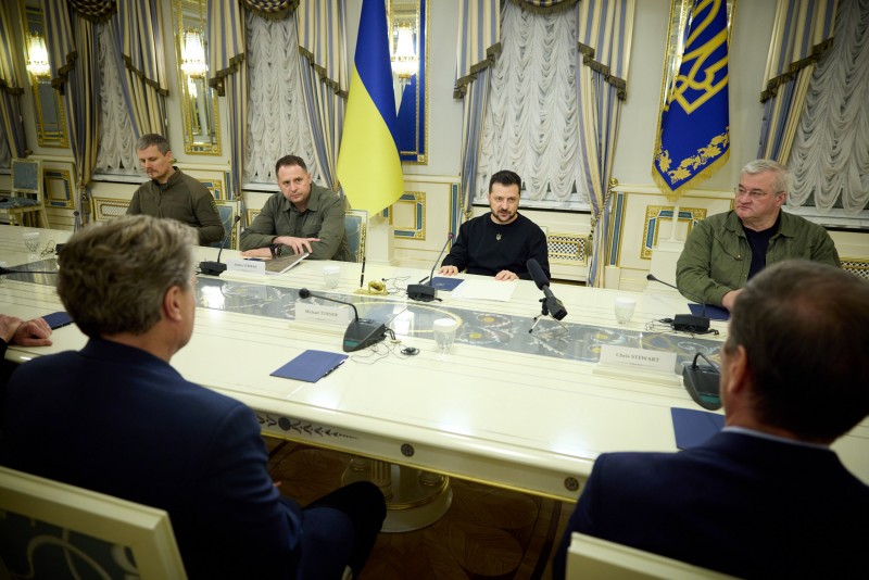 Володимир Зеленський зустрівся з делегацією Палати представників Конгресу США Володимир Зеленський зустрівся з делегацією Палати представників Конгресу США