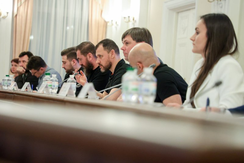 🎓 Провів нараду щодо завершення навчального року й підготовки до наступного 🎓 Провів нараду щодо завершення навчального року й підготовки до наступного