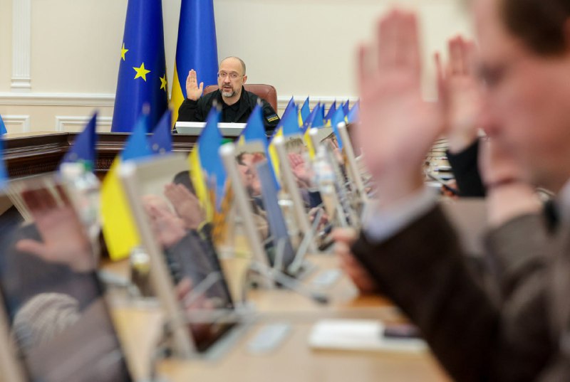 🆕 Українці зможуть отримати медичну чи правову допомогу в нових Координаційних центрах підтримки під час війни. 🆕 Українці зможуть отримати медичну чи правову допомогу в нових Координаційних центрах підтримки під час війни.