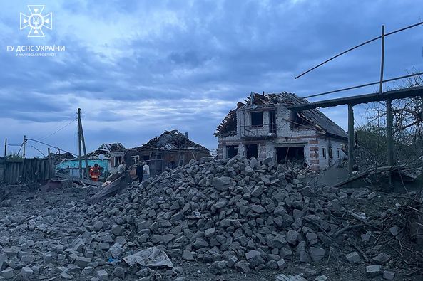 Харківщина: вогнеборці ліквідовують наслідки ворожих обстрілів
⏺9 травня рятувальники ліквідували пожежу через обстріл на площі 300 кв.м Харківщина: вогнеборці ліквідовують наслідки ворожих обстрілів
⏺9 травня рятувальники ліквідували пожежу через обстріл на площі 300 кв.м