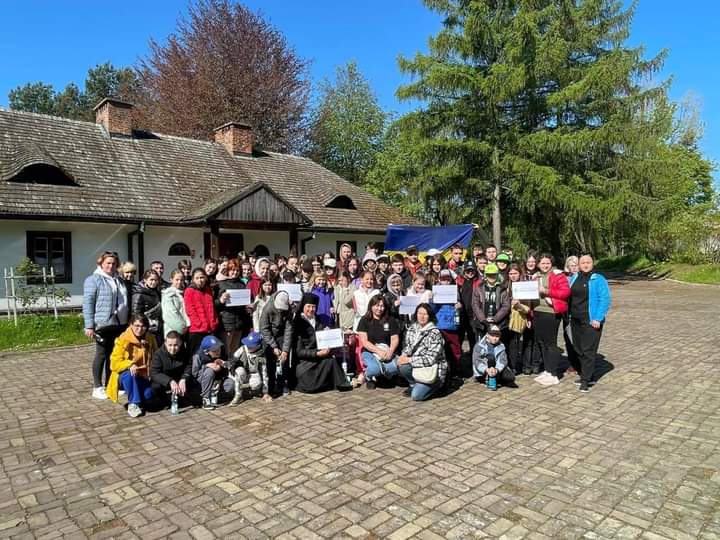 Для харківської молоді в Польщі провели християнський табір &laquo;Радіти разом&raquo;