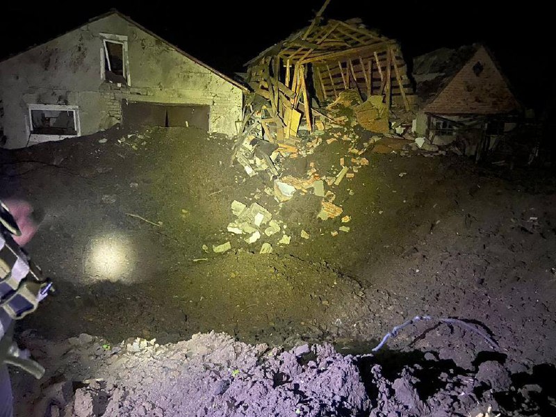 📍Харківщина. 14 травня
▪️ Минулої ночі ворог завдав ракетних ударів, попередньо ЗРК С-300, по Харкову та смт Золочів Богодухівського району 📍Харківщина. 14 травня
▪️ Минулої ночі ворог завдав ракетних ударів, попередньо ЗРК С-300, по Харкову та смт Золочів Богодухівського району