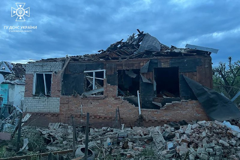 Харківщина: вогнеборці ліквідовують наслідки ворожих обстрілів
⏺9 травня рятувальники ліквідували пожежу через обстріл на площі 300 кв.м Харківщина: вогнеборці ліквідовують наслідки ворожих обстрілів
⏺9 травня рятувальники ліквідували пожежу через обстріл на площі 300 кв.м