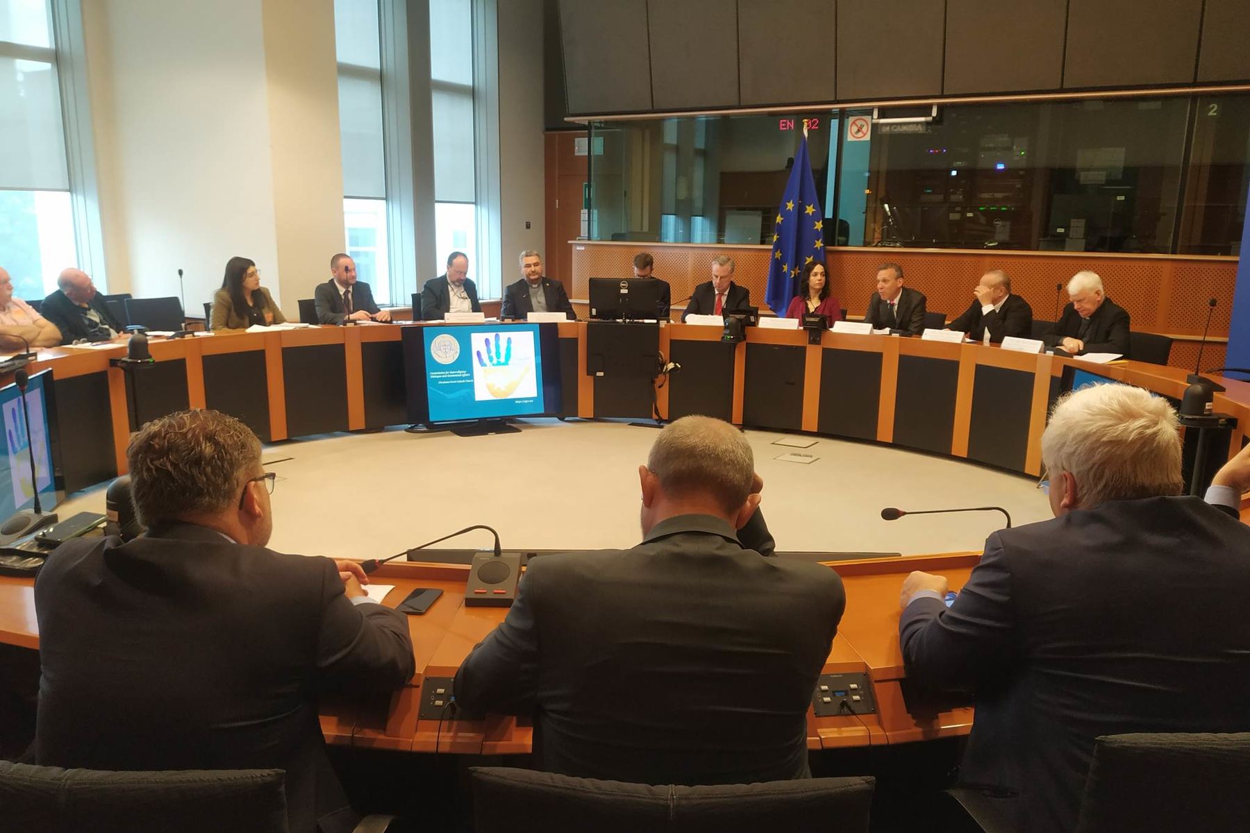 Голова Комісії з&nbsp;міжконфесійних і міжрелігійних відносин зустрівся з&nbsp;депутатами Європейського парламенту