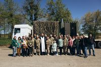 Громада УГКЦ передала для українського війська мобільний лазне-пральний комплекс Громада УГКЦ передала для українського війська мобільний лазне-пральний комплекс