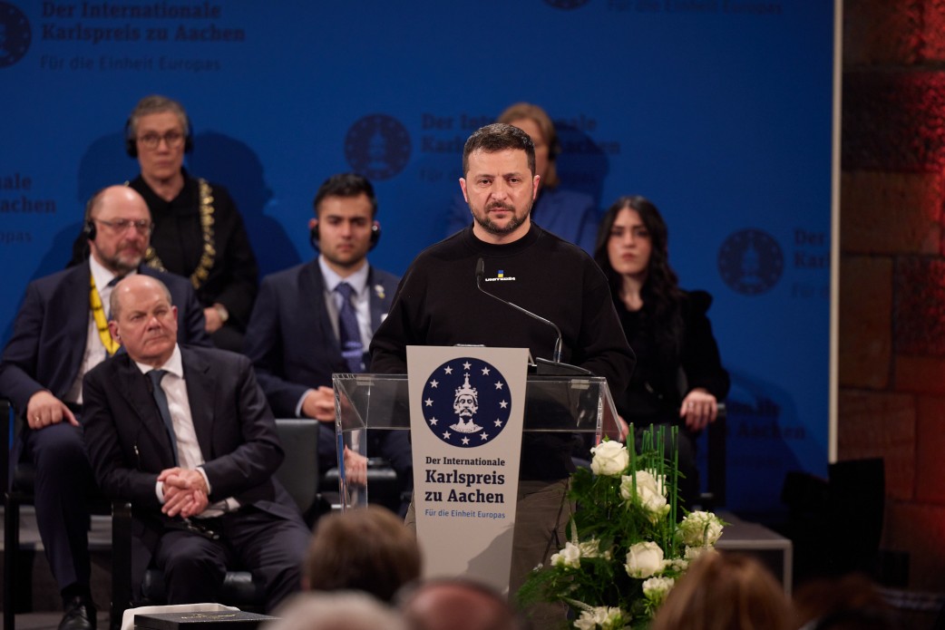 Європа та інші частини землі не мають бути місцем, де амбіції тиранів ламають життя народів – виступ Президента України на врученні Міжнародної премії імені Карла Великого в Аахені Європа та інші частини землі не мають бути місцем, де амбіції тиранів ламають життя народів – виступ Президента України на врученні Міжнародної премії імені Карла Великого в Аахені