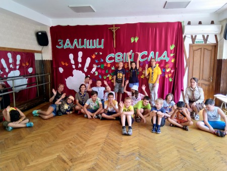 Навчайтеся, щоб вас любили Навчайтеся, щоб вас любили