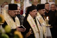 &laquo;Прощаємося з&nbsp;батьком, який дав нашій Церкві й&nbsp;народові Патріарха&raquo;: у&nbsp;Стрию розпочалося перепоховання Юрія Шевчука