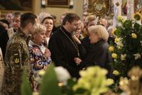 «Прощаємося з батьком, який дав нашій Церкві й народу Патріарха»: у Стрию розпочалося перепоховання Юрія Шевчука «Прощаємося з батьком, який дав нашій Церкві й народу Патріарха»: у Стрию розпочалося перепоховання Юрія Шевчука