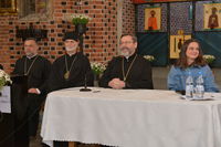 Тримайтеся своєї Церкви — тоді ви не загубитеся: єпископи Постійного Синоду УГКЦ зустрілися з молоддю у Вроцлаві Тримайтеся своєї Церкви — тоді ви не загубитеся: єпископи Постійного Синоду УГКЦ зустрілися з молоддю у Вроцлаві