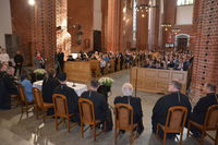 Тримайтеся своєї Церкви — тоді ви не загубитеся: єпископи Постійного Синоду УГКЦ зустрілися з молоддю у Вроцлаві Тримайтеся своєї Церкви — тоді ви не загубитеся: єпископи Постійного Синоду УГКЦ зустрілися з молоддю у Вроцлаві