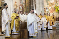 У Люрді освятили вервиці для захисників України