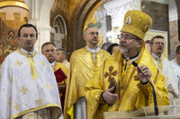 У Люрді освятили вервиці для захисників України