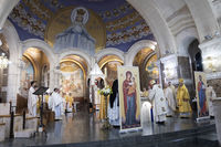 У Люрді освятили вервиці для захисників України