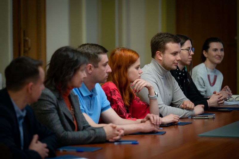 В Офісі Президента України відбулася презентація проектів для розбудови молодіжної політики В Офісі Президента України відбулася презентація проектів для розбудови молодіжної політики