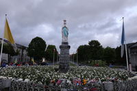 &laquo;Війни розпочинають люди, які віддалилися від Бога&raquo;,&nbsp;&mdash; владика Богдан Дзюрах у&nbsp;Люрді