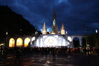 &laquo;Війни розпочинають люди, які віддалилися від Бога&raquo;,&nbsp;&mdash; владика Богдан Дзюрах у&nbsp;Люрді