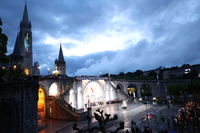 &laquo;Війни розпочинають люди, які віддалилися від Бога&raquo;,&nbsp;&mdash; владика Богдан Дзюрах у&nbsp;Люрді