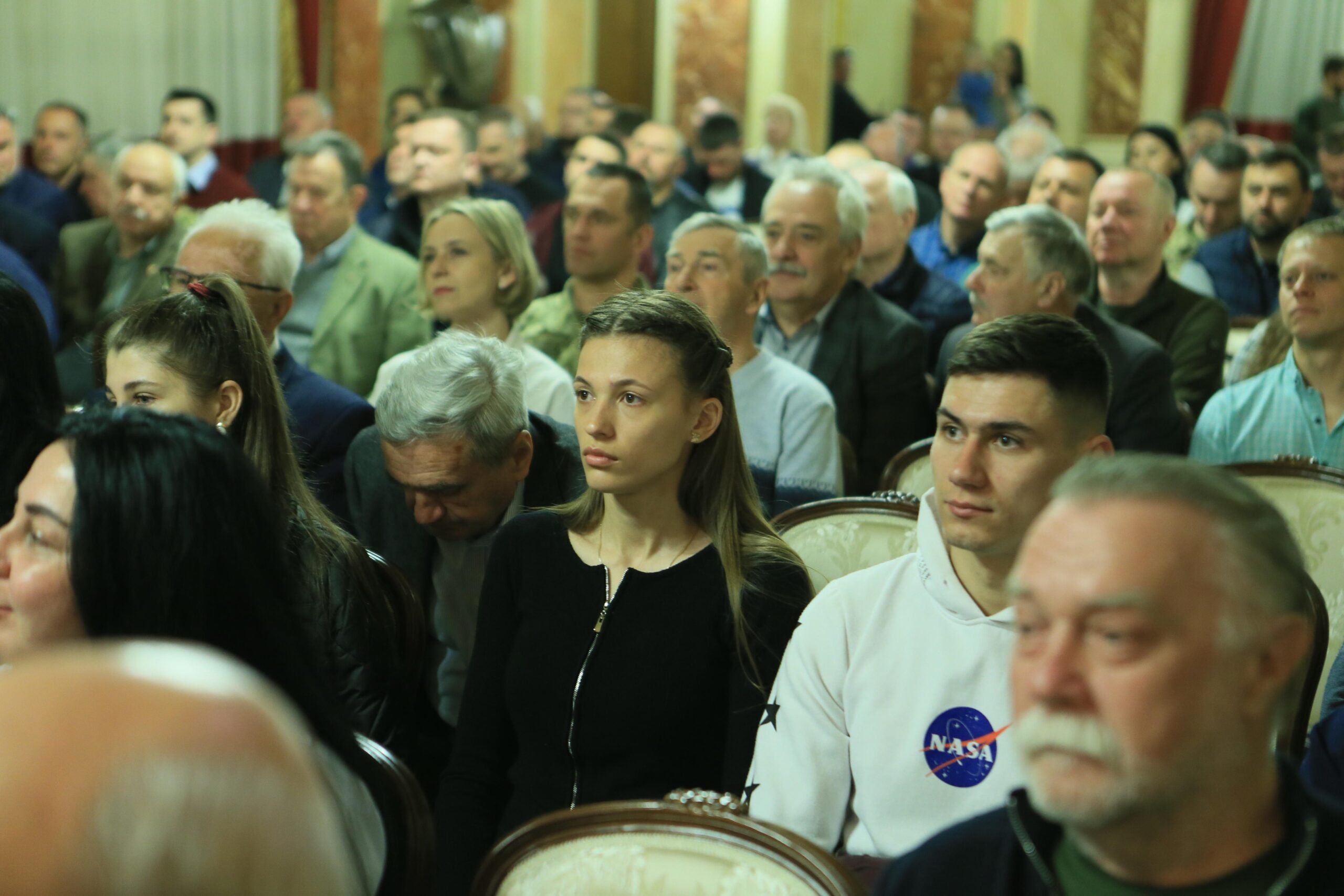 Владика Володимир до спортсменів: «Молодечий запал і досвід здобутий літами разом можуть дати добрий результат» Владика Володимир до спортсменів: «Молодечий запал і досвід здобутий літами разом можуть дати добрий результат»