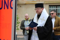 Владика Володимир Груца освятив другий автомобіль швидкої допомоги для Шпиталю Шептицького