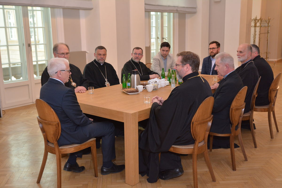 Воєвода Нижньої Сілезії Ярослав Обремський поспілкувався із владиками Постійного Синоду УГКЦ Воєвода Нижньої Сілезії Ярослав Обремський поспілкувався із владиками Постійного Синоду УГКЦ
