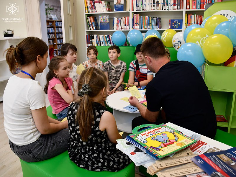 Миколаївські рятувальники взяли участь у Фестивалі настільних ігор “Миколаївська фішка”⤵️ Миколаївські рятувальники взяли участь у Фестивалі настільних ігор “Миколаївська фішка”⤵️