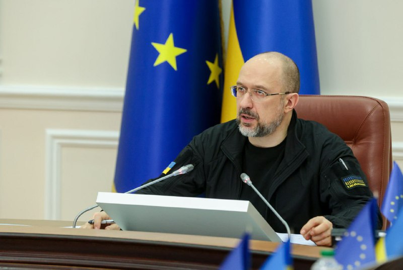 Внаслідок російського теракту на Каховській ГЕС підтопленими залишаються 30 населених пунктів у Херсонській... Внаслідок російського теракту на Каховській ГЕС підтопленими залишаються 30 населених пунктів у Херсонській...