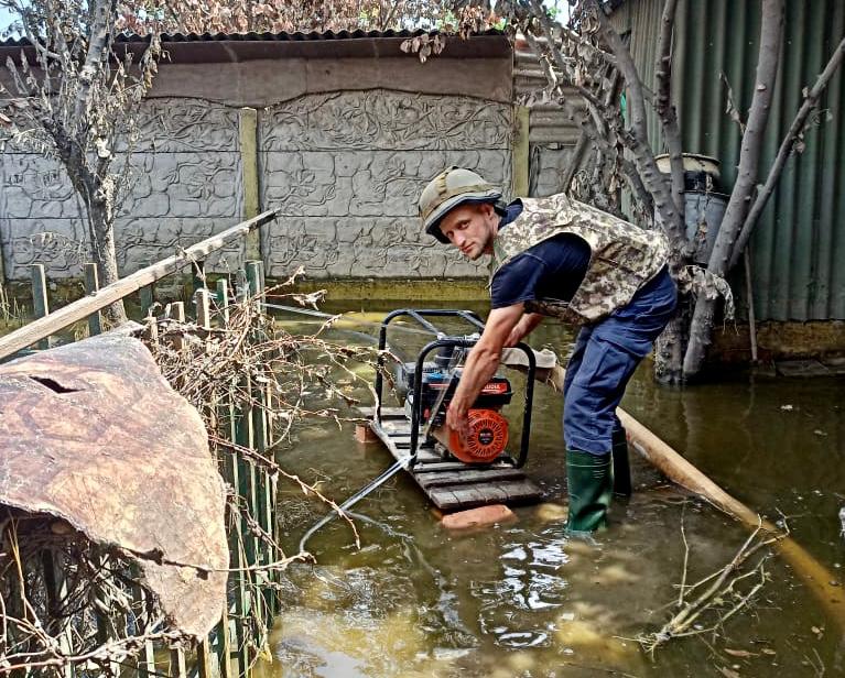 #Херсонщина
На ранок 28 червня рівень води увійшов в природнє русло, коливання рівня відповідають природним коливанням цієї пори року. #Херсонщина
На ранок 28 червня рівень води увійшов в природнє русло, коливання рівня відповідають природним коливанням цієї пори року.