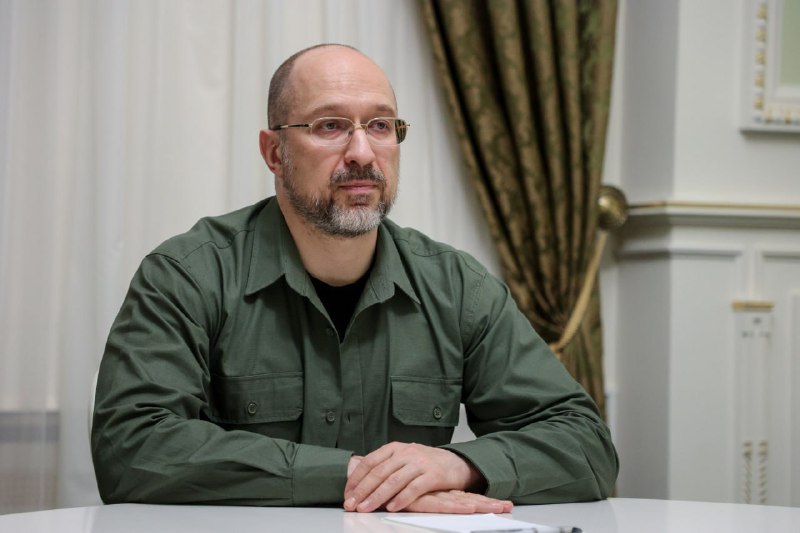🇩🇪 Обговорив актуальні питання співпраці з пані послом Німеччини в Україні Анкою Фельдгузен. 🇩🇪 Обговорив актуальні питання співпраці з пані послом Німеччини в Україні Анкою Фельдгузен.