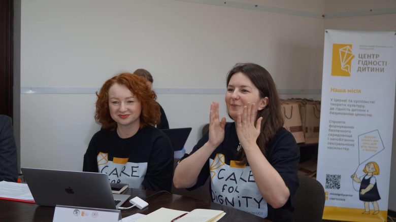 Церква дружня до&nbsp;дитини?&nbsp;&mdash; Обговорення за&nbsp;круглим столом