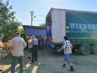 Церква, яка допомагає: отець Олександр Більський про роздачу гігієнічних наборів на Херсонщині Церква, яка допомагає: отець Олександр Більський про роздачу гігієнічних наборів на Херсонщині