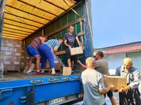 Церква, яка допомагає: отець Олександр Більський про роздачу гігієнічних наборів на Херсонщині Церква, яка допомагає: отець Олександр Більський про роздачу гігієнічних наборів на Херсонщині