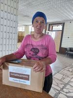 Церква, яка допомагає: отець Олександр Більський про роздачу гігієнічних наборів на Херсонщині Церква, яка допомагає: отець Олександр Більський про роздачу гігієнічних наборів на Херсонщині