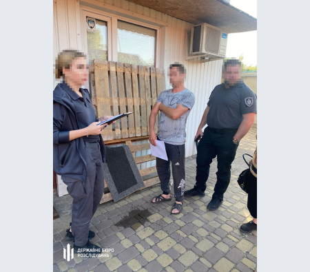 ДБР викрило запорізького полковника ДСНС, який наживався на війні ДБР викрило запорізького полковника ДСНС, який наживався на війні