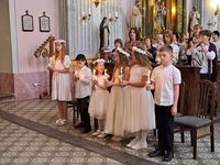 Діти української громади в&nbsp;Будапешті приступили до&nbsp;першої Сповіді і&nbsp;Причастя