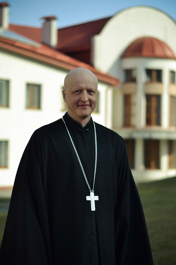 Дух, що освячує і все наповняє: як святкують храмовий празник у церкві Зіслання Святого Духа, що у Львівській семінарії Дух, що освячує і все наповняє: як святкують храмовий празник у церкві Зіслання Святого Духа, що у Львівській семінарії