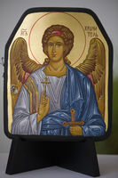 «Духовна звитяга»: у Патріаршому соборі Воскресіння Христового проходить виставка ікон, написаних на бронеплитах «Духовна звитяга»: у Патріаршому соборі Воскресіння Христового проходить виставка ікон, написаних на бронеплитах