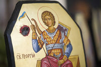 «Духовна звитяга»: в Патріаршому соборі Воскресіння Христового проходить виставка ікон, написаних на бронеплитах «Духовна звитяга»: в Патріаршому соборі Воскресіння Христового проходить виставка ікон, написаних на бронеплитах