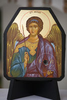 «Духовна звитяга»: в Патріаршому соборі Воскресіння Христового проходить виставка ікон, написаних на бронеплитах «Духовна звитяга»: в Патріаршому соборі Воскресіння Христового проходить виставка ікон, написаних на бронеплитах