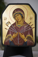 «Духовна звитяга»: в Патріаршому соборі Воскресіння Христового проходить виставка ікон, написаних на бронеплитах «Духовна звитяга»: в Патріаршому соборі Воскресіння Христового проходить виставка ікон, написаних на бронеплитах