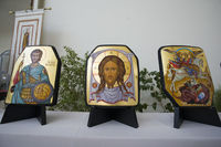 «Духовна звитяга»: в Патріаршому соборі Воскресіння Христового проходить виставка ікон, написаних на бронеплитах «Духовна звитяга»: в Патріаршому соборі Воскресіння Христового проходить виставка ікон, написаних на бронеплитах