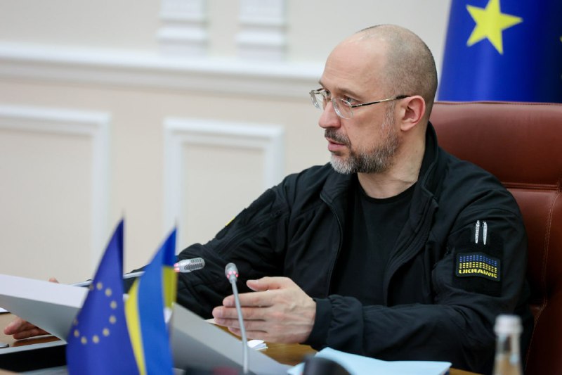 Закликаємо світ реагувати на катастрофу Каховської ГЕС діями, а не словами.
➡️ Найперше, визнати очевидне — саме росія є відповідальною за підрив Закликаємо світ реагувати на катастрофу Каховської ГЕС діями, а не словами.
➡️ Найперше, визнати очевидне — саме росія є відповідальною за підрив