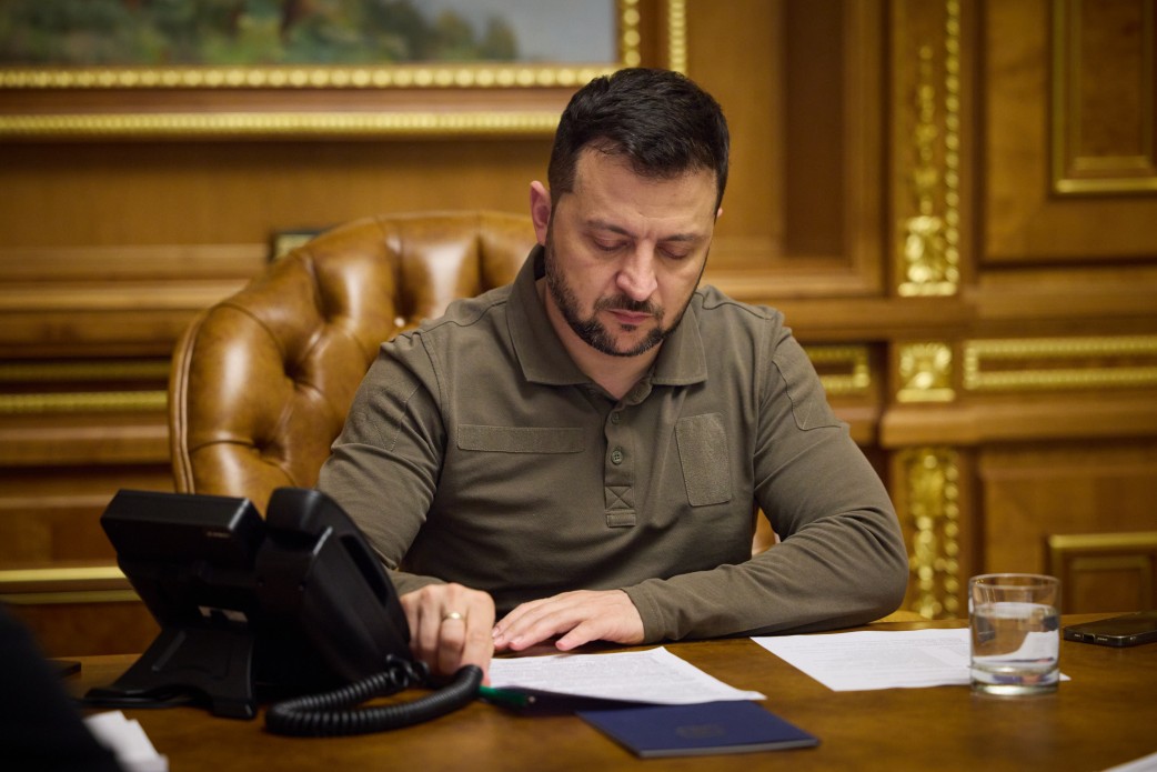 Глава держави провів телефонну розмову з Президентом Гватемали Глава держави провів телефонну розмову з Президентом Гватемали