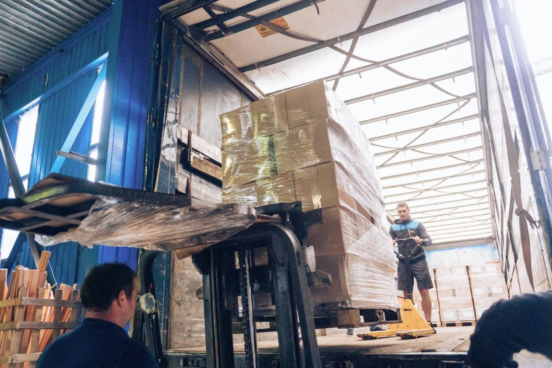 Патріарша фундація &laquo;Мудра справа&raquo; і&nbsp;БФ&nbsp;&laquo;Карітас-Коломия&raquo; відправили гігієнічні та&nbsp;продуктові набори на&nbsp;Херсонщину