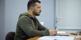 Президент у Херсоні відвідав пункт евакуації постраждалих унаслідок руйнування конструкцій Каховської ГЕС Президент у Херсоні відвідав пункт евакуації постраждалих унаслідок руйнування конструкцій Каховської ГЕС
