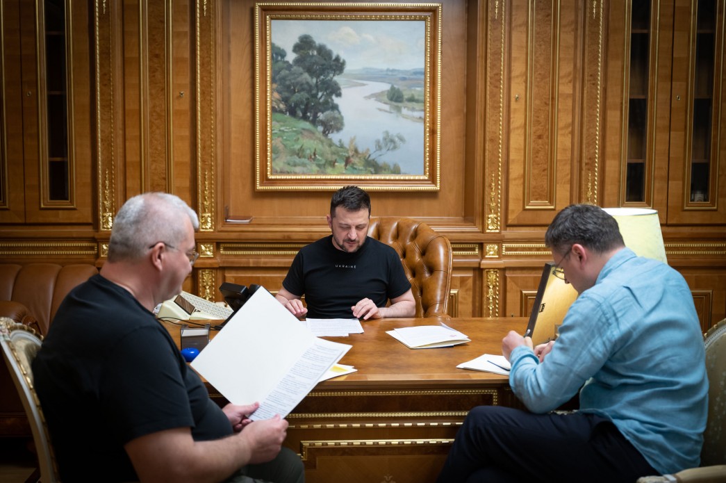 Президент України провів телефонну розмову з Прем'єр-міністром Белізу Президент України провів телефонну розмову з Прем'єр-міністром Белізу