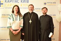 Простір турботи про українську дитину: Блаженніший Святослав освятив соціальний центр БФ&nbsp;&laquo;Карітас Київ&raquo;