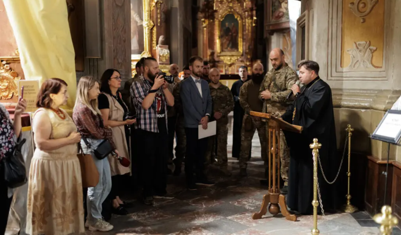 У Львові відкрили виставку ікон з-під завалів Бахмута